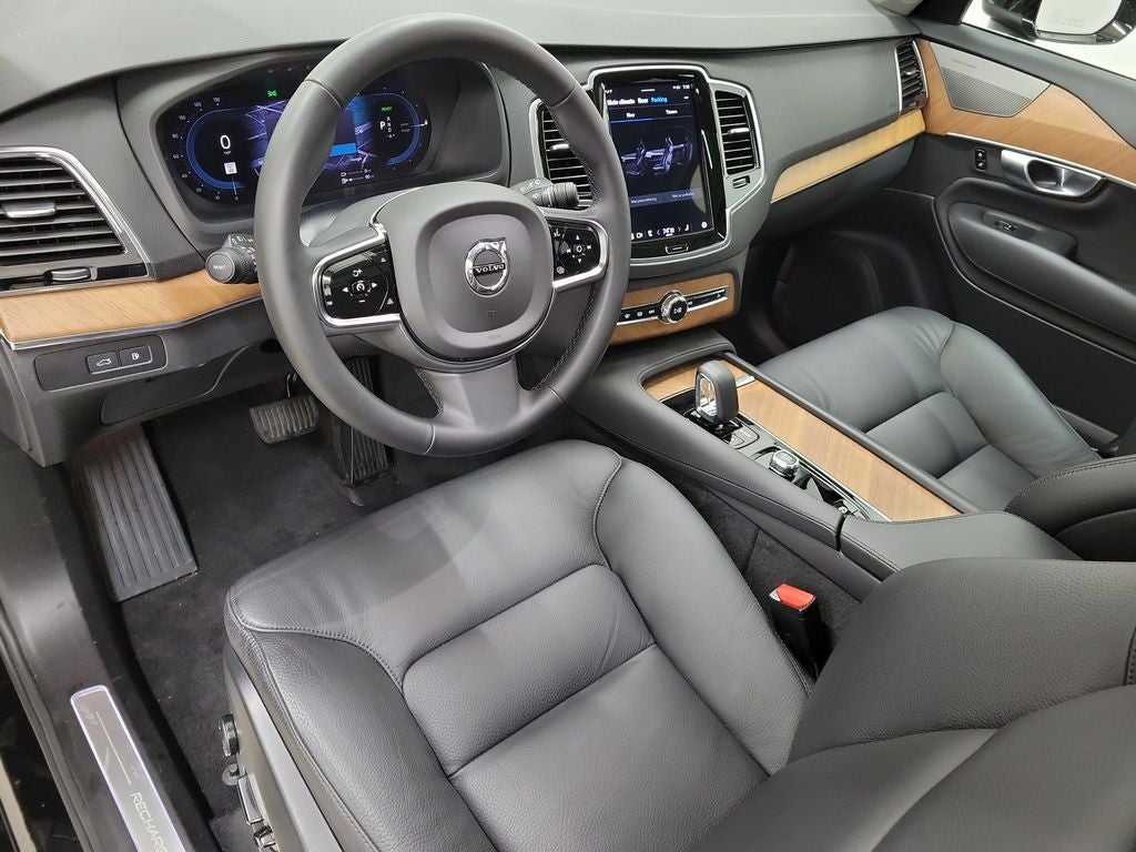 2024 Volvo XC90 Recharge Plug-In Hybrid T8 Plus Bright Theme 7 Passenger
