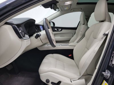 2024 Volvo XC60 Recharge Plug-In Hybrid T8 Plus Dark Theme