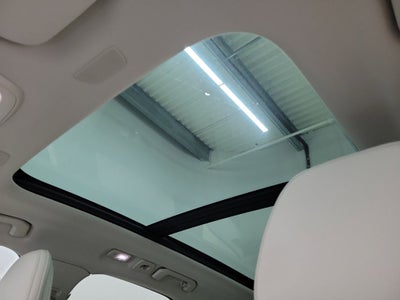 2024 Volvo XC60 Recharge Plug-In Hybrid T8 Plus Dark Theme