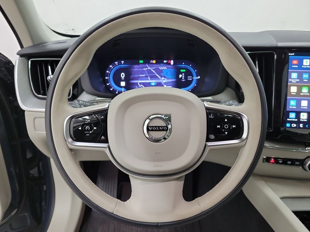 2024 Volvo XC60 Recharge Plug-In Hybrid T8 Plus Dark Theme