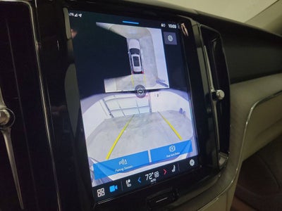 2024 Volvo XC60 Recharge Plug-In Hybrid T8 Plus Dark Theme