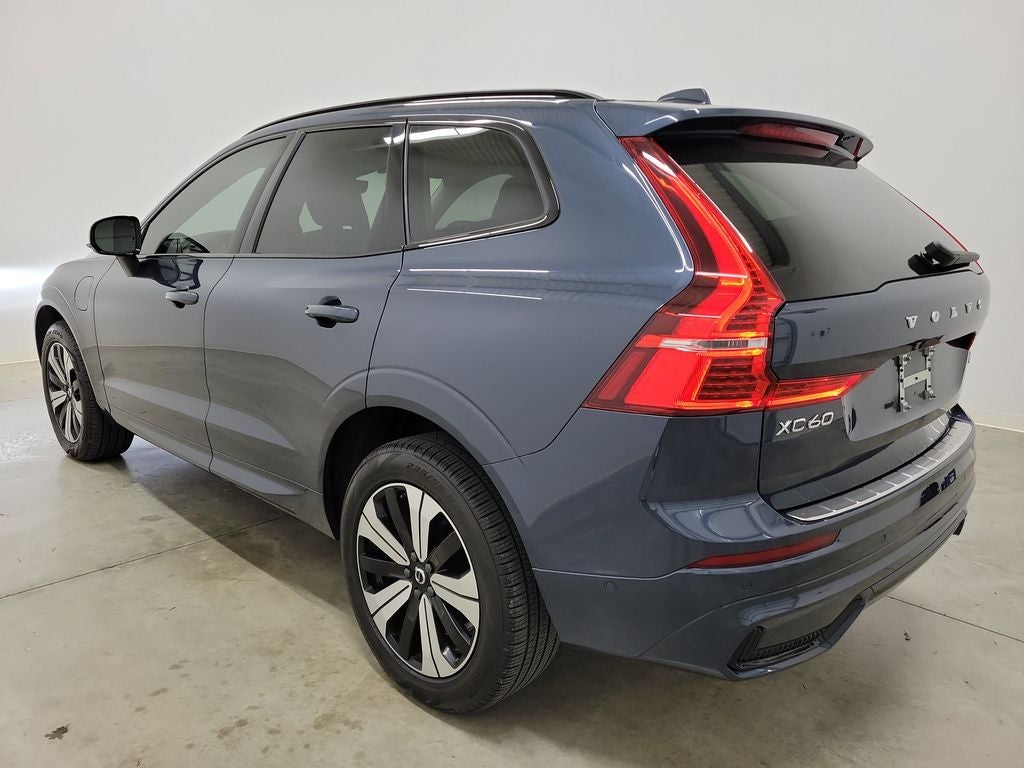 2024 Volvo XC60 Recharge Plug-In Hybrid T8 Plus Dark Theme