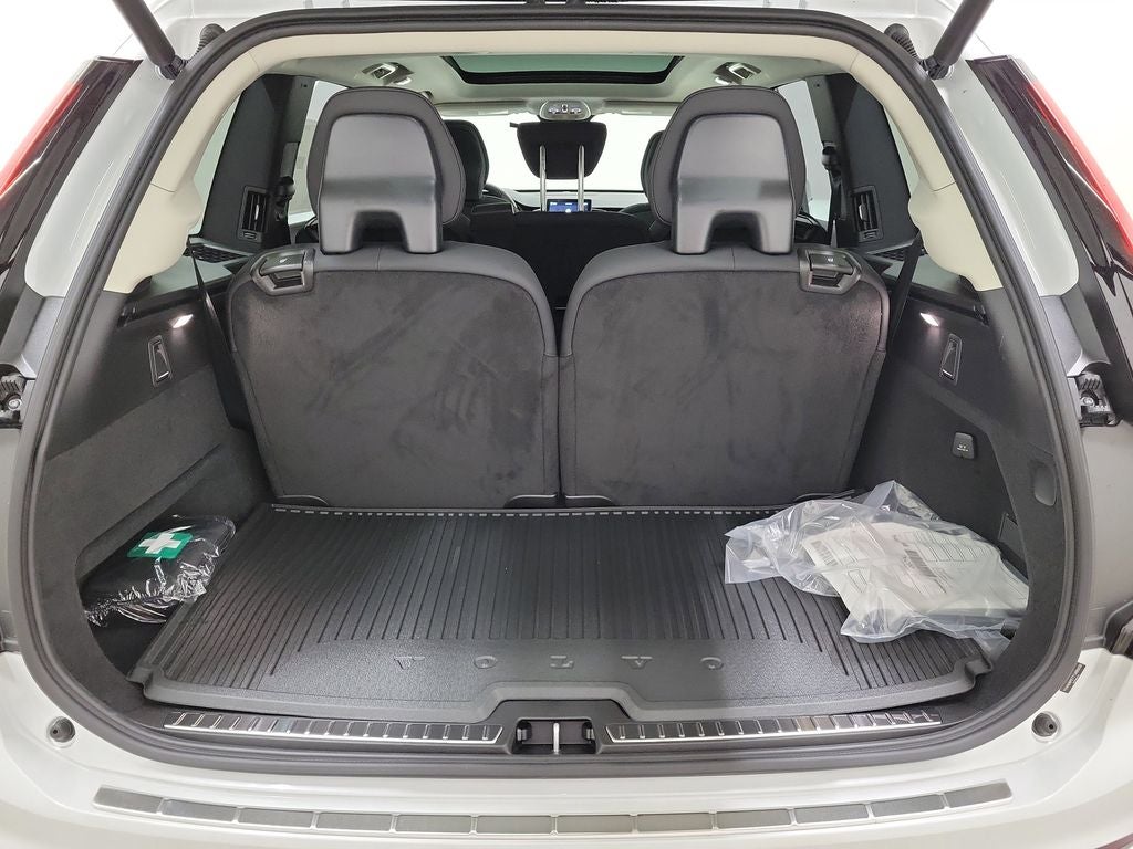 2026 Volvo XC90 Plug-In Hybrid T8 Plus 7 Passenger