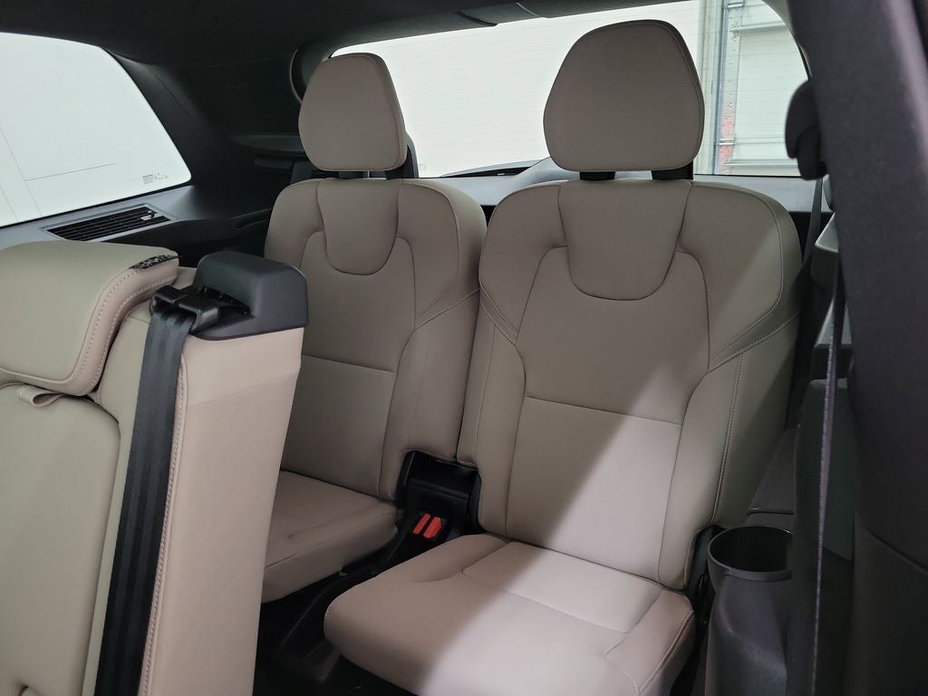 2026 Volvo XC90 Plug-In Hybrid T8 Plus 7 Passenger