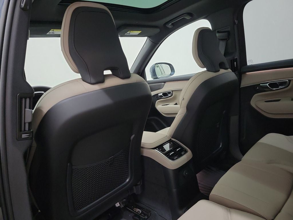 2026 Volvo XC90 Plug-In Hybrid T8 Plus 7 Passenger