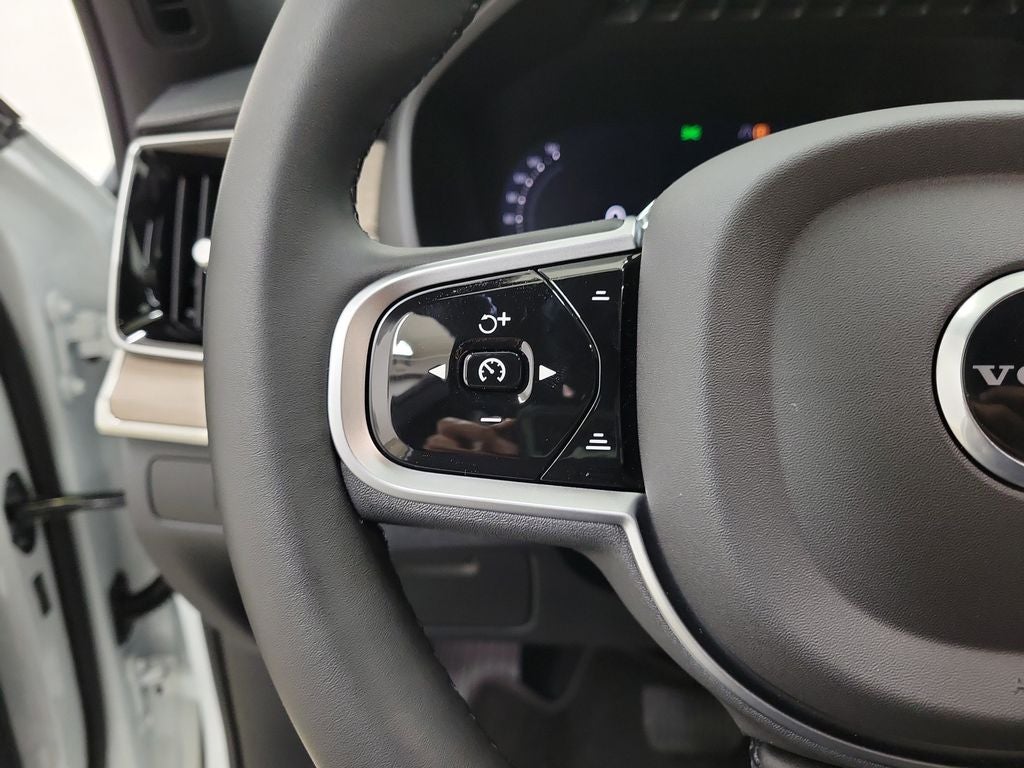 2026 Volvo XC90 Plug-In Hybrid T8 Plus 7 Passenger