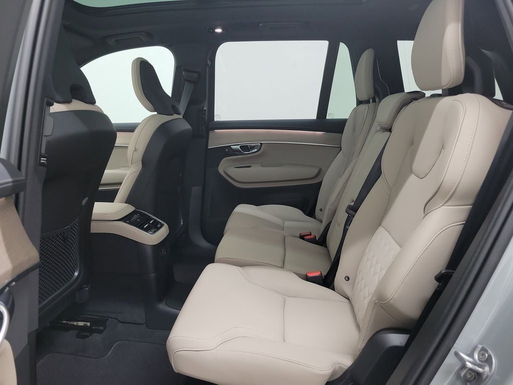 2026 Volvo XC90 Plug-In Hybrid T8 Plus 7 Passenger