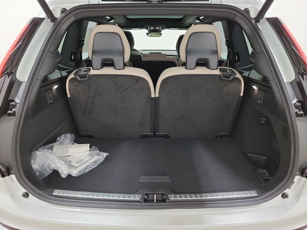 2026 Volvo XC90 Plug-In Hybrid T8 Plus 7 Passenger