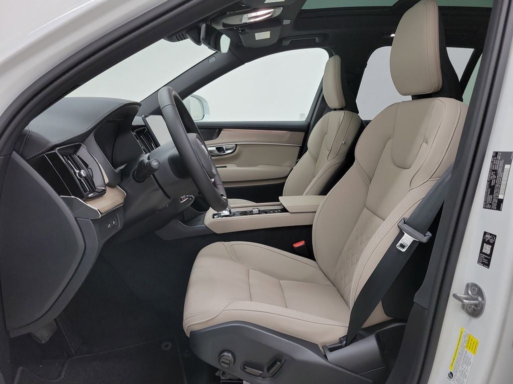 2026 Volvo XC90 Plug-In Hybrid T8 Plus 7 Passenger