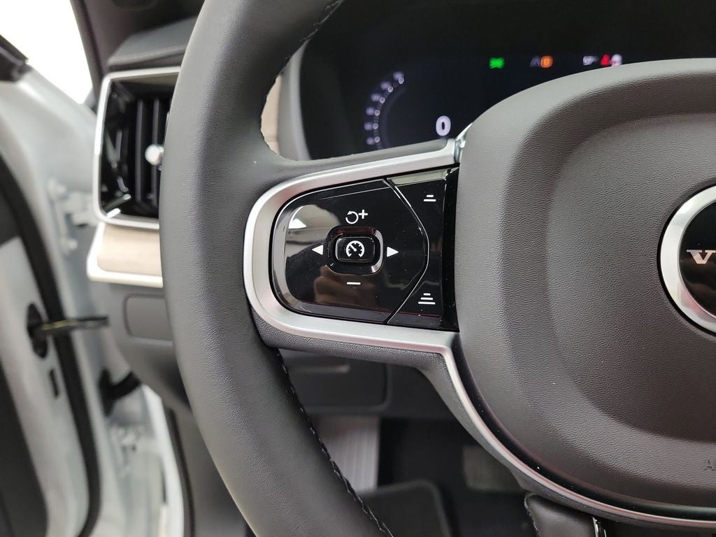 2026 Volvo XC90 Plug-In Hybrid T8 Plus 7 Passenger