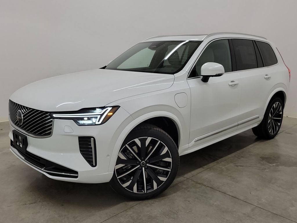 2026 Volvo XC90 Plug-In Hybrid T8 Plus 7 Passenger