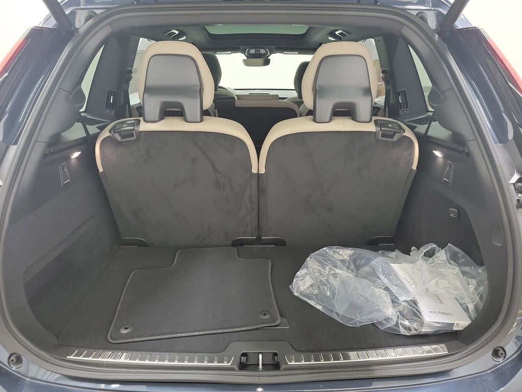 2026 Volvo XC90 Plug-In Hybrid T8 Ultra 7 Passenger