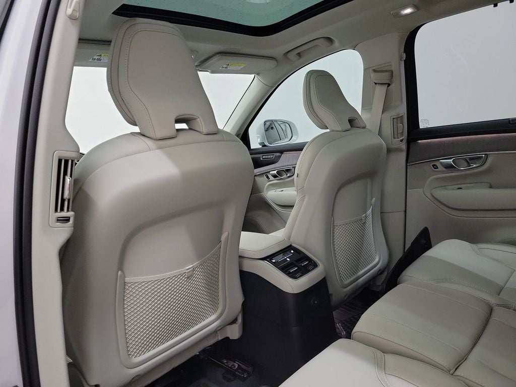 2026 Volvo XC90 Plug-In Hybrid T8 Ultra 7 Passenger