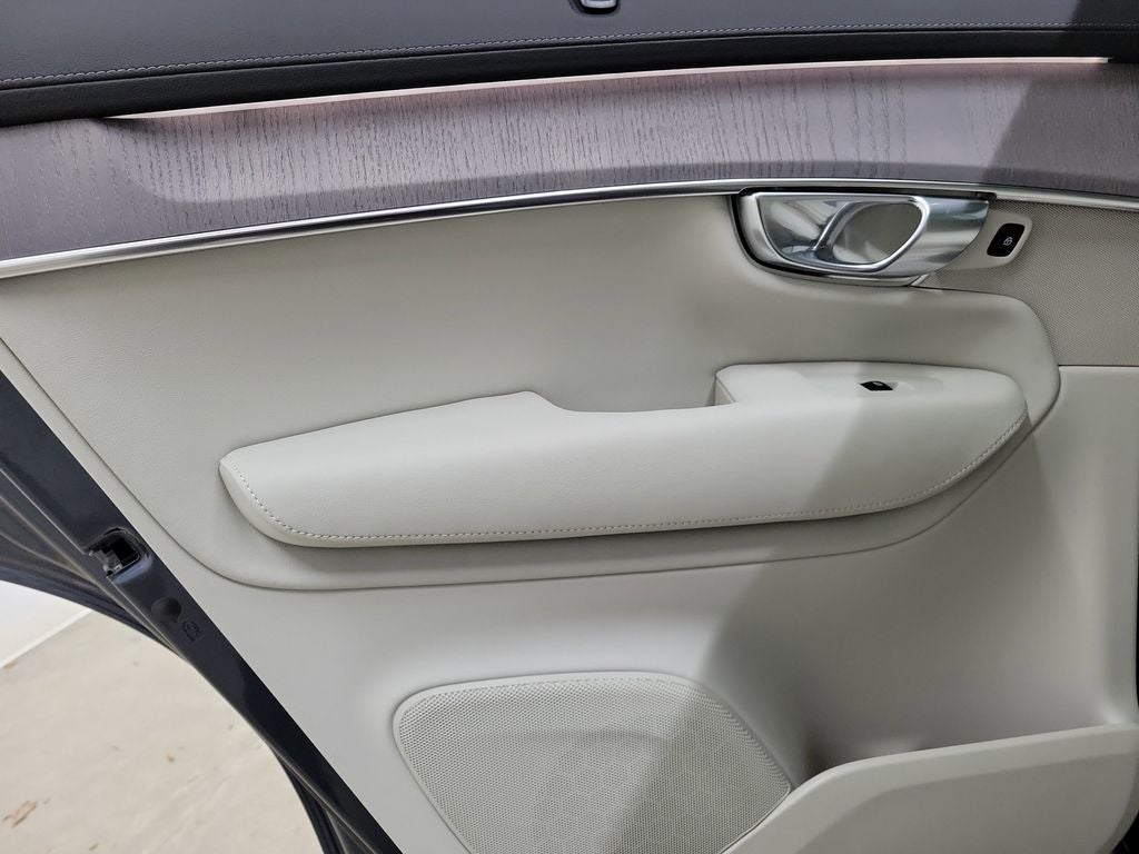 2026 Volvo XC90 Plug-In Hybrid T8 Ultra 7 Passenger