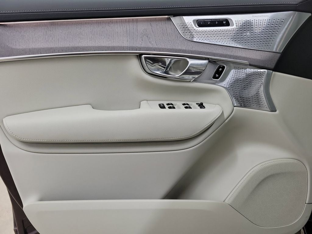 2026 Volvo XC90 Plug-In Hybrid T8 Ultra 7 Passenger