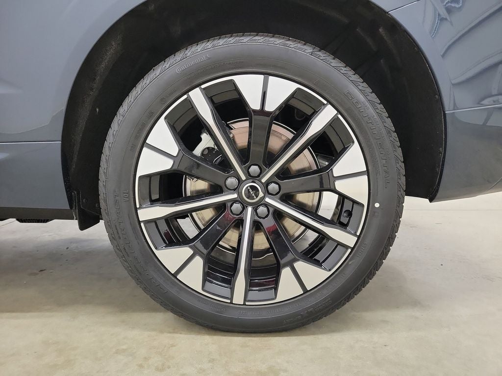 2026 Volvo XC60 Plug-In Hybrid T8 Plus