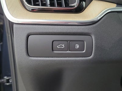 2026 Volvo XC60 Plug-In Hybrid T8 Plus