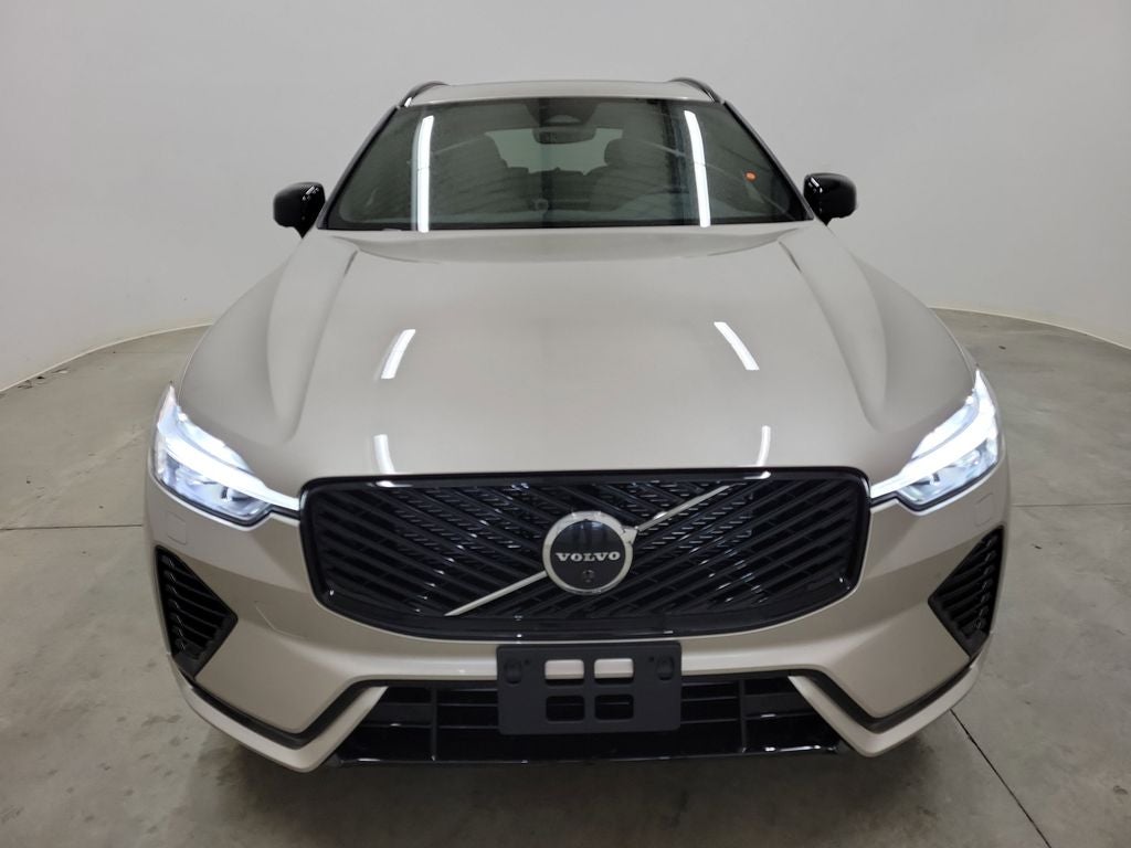 2026 Volvo XC60 Plug-In Hybrid T8 Plus