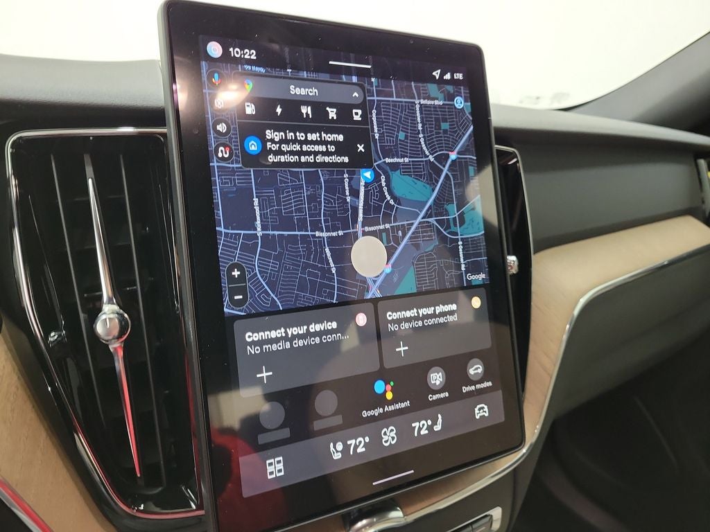 2026 Volvo XC60 Plug-In Hybrid T8 Plus