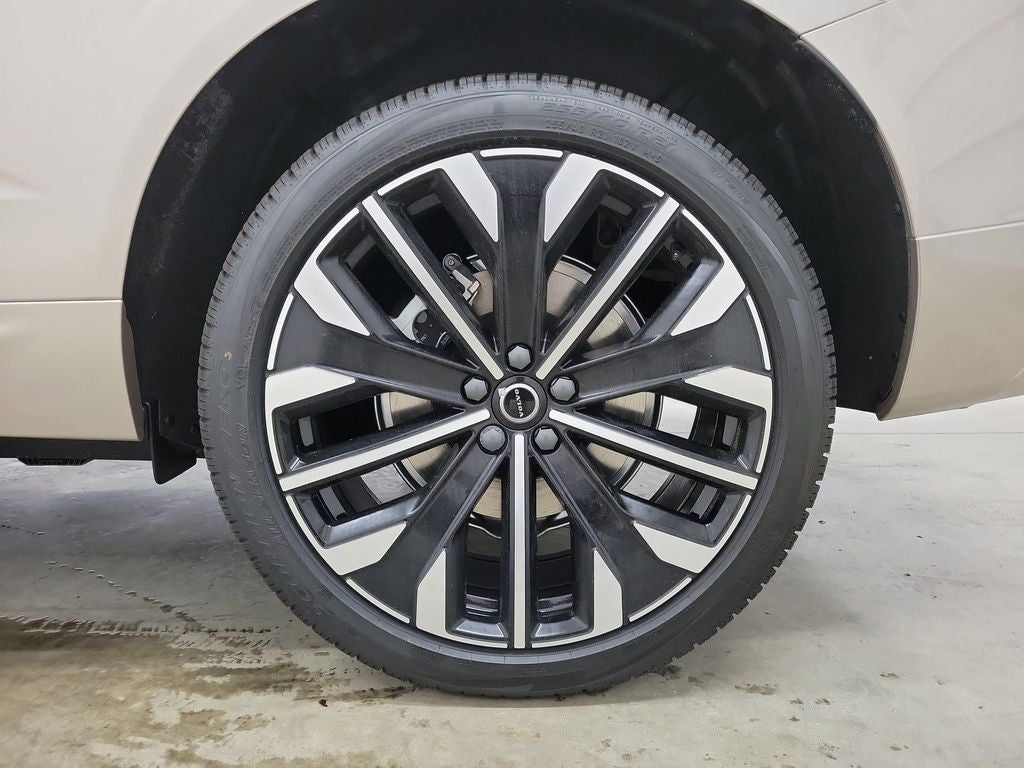 2026 Volvo XC60 Plug-In Hybrid T8 Ultra