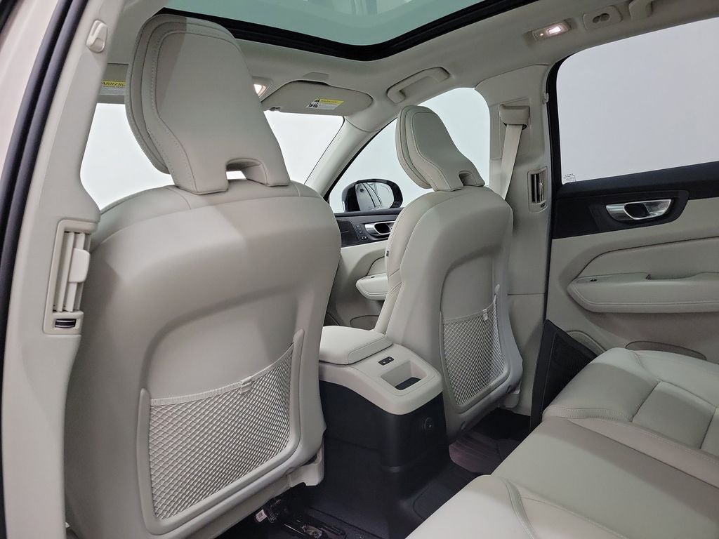 2026 Volvo XC60 Plug-In Hybrid T8 Ultra