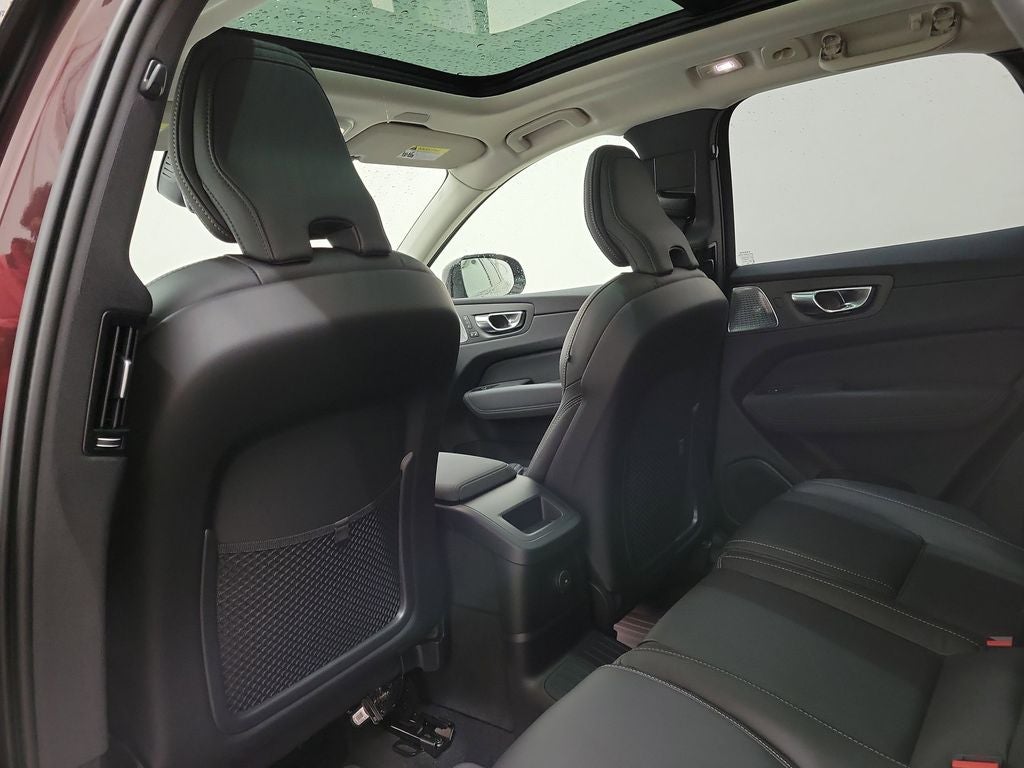 2026 Volvo XC60 Plug-In Hybrid T8 Ultra