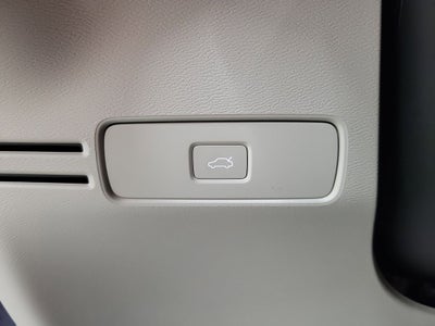 2026 Volvo XC40 B4 Plus