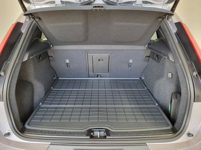 2026 Volvo XC40 B4 Plus