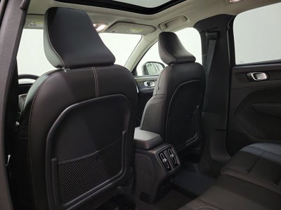 2026 Volvo XC40 B4 Core