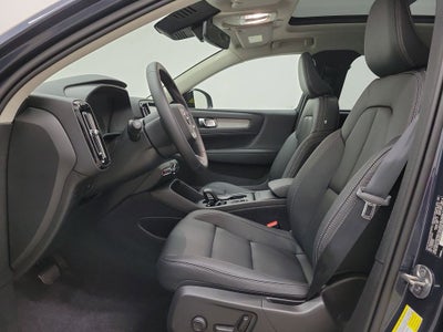 2026 Volvo XC40 B4 Core