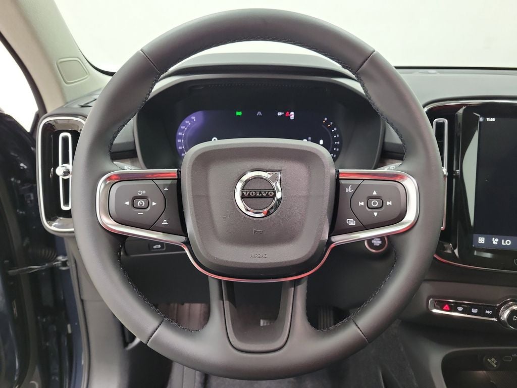 2026 Volvo XC40 B4 Core