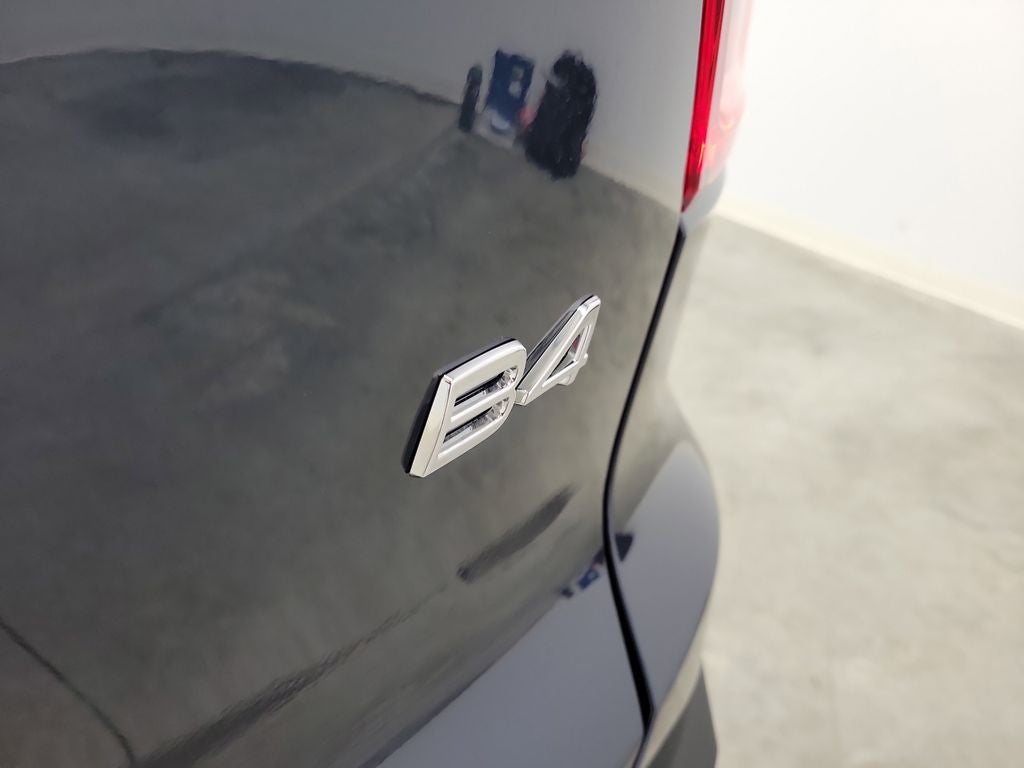 2026 Volvo XC40 B4 Core