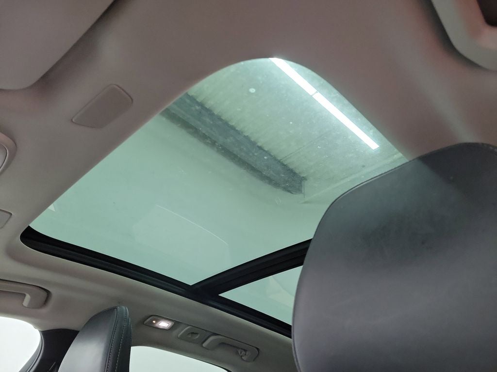 2023 Volvo XC60 B5 Ultimate Bright Theme