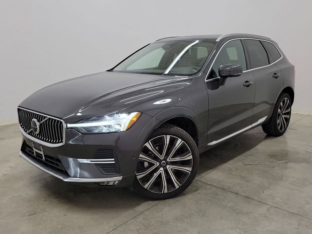 2023 Volvo XC60 B5 Ultimate Bright Theme