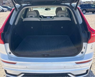 2023 Volvo XC60 B5 Ultimate Dark Theme