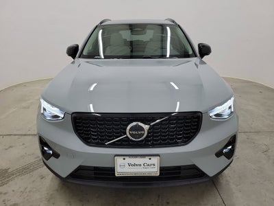 2026 Volvo XC40 B5 Plus