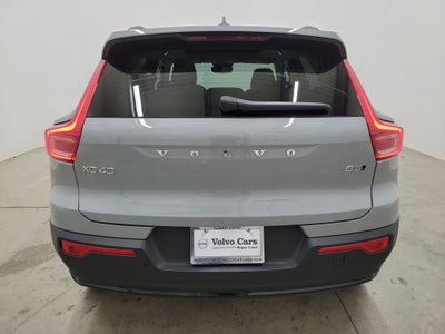 2026 Volvo XC40 B5 Plus