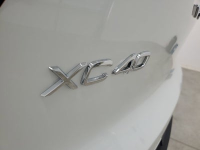 2026 Volvo XC40 B5 Plus