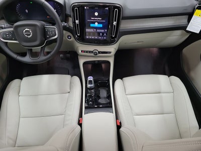 2026 Volvo XC40 B5 Plus