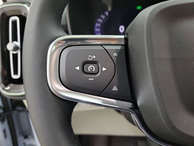 2026 Volvo XC40 B5 Plus