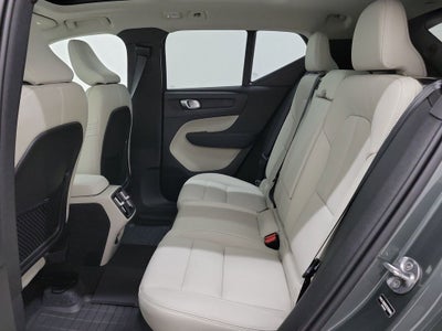 2026 Volvo XC40 B5 Plus