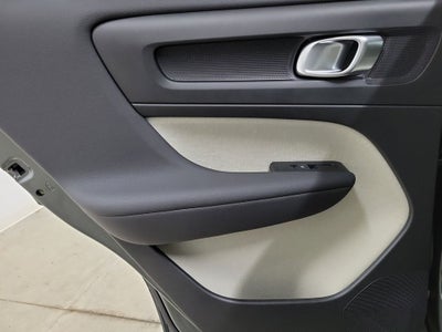 2026 Volvo XC40 B5 Plus