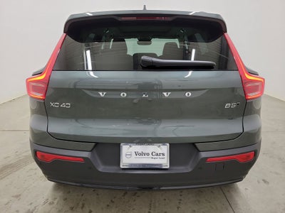 2026 Volvo XC40 B5 Plus