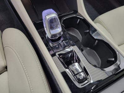 2026 Volvo XC40 PLUS AWD