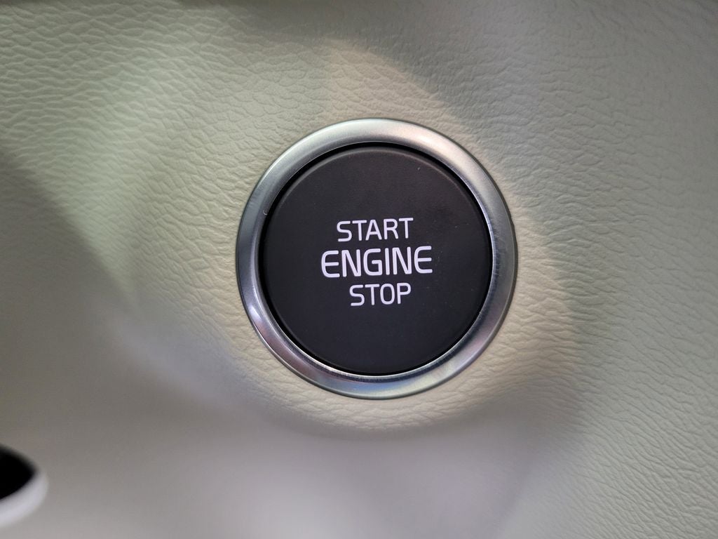 2026 Volvo XC40 PLUS AWD