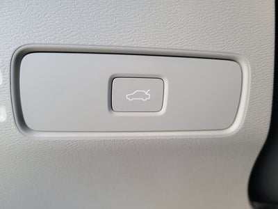 2026 Volvo XC40 PLUS AWD