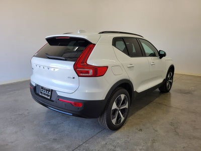 2026 Volvo XC40 PLUS AWD