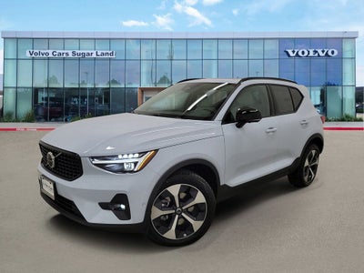 2026 Volvo XC40 B5 Plus