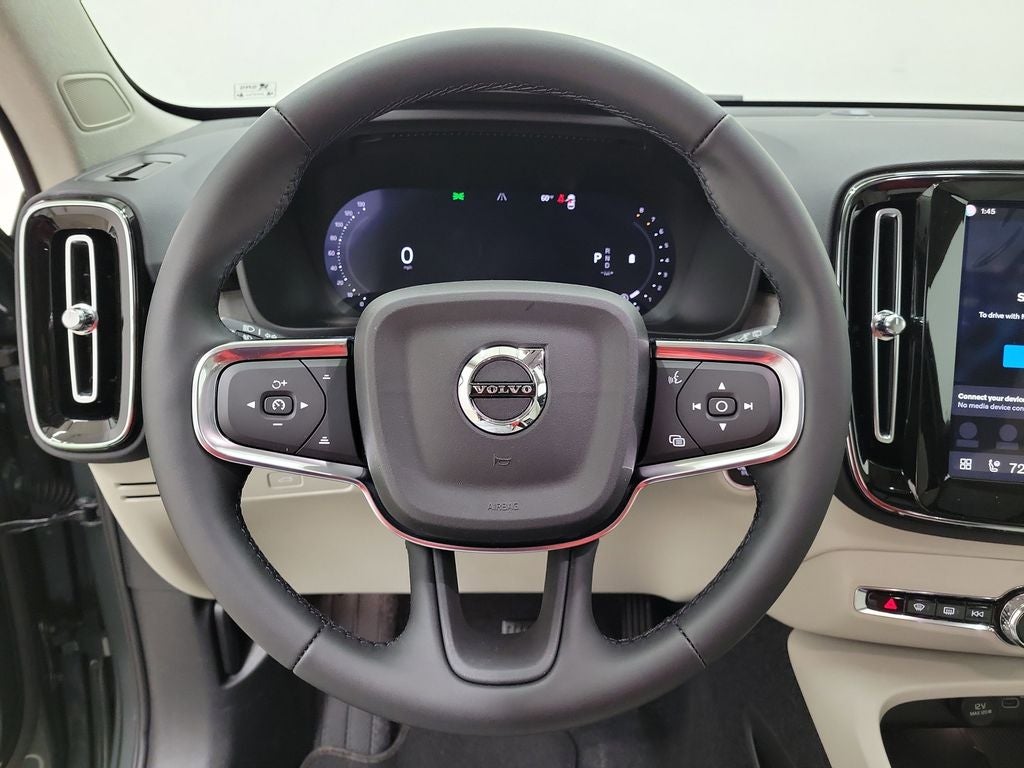 2026 Volvo XC40 B5 Plus