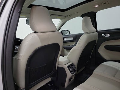 2026 Volvo XC40 B5 Plus